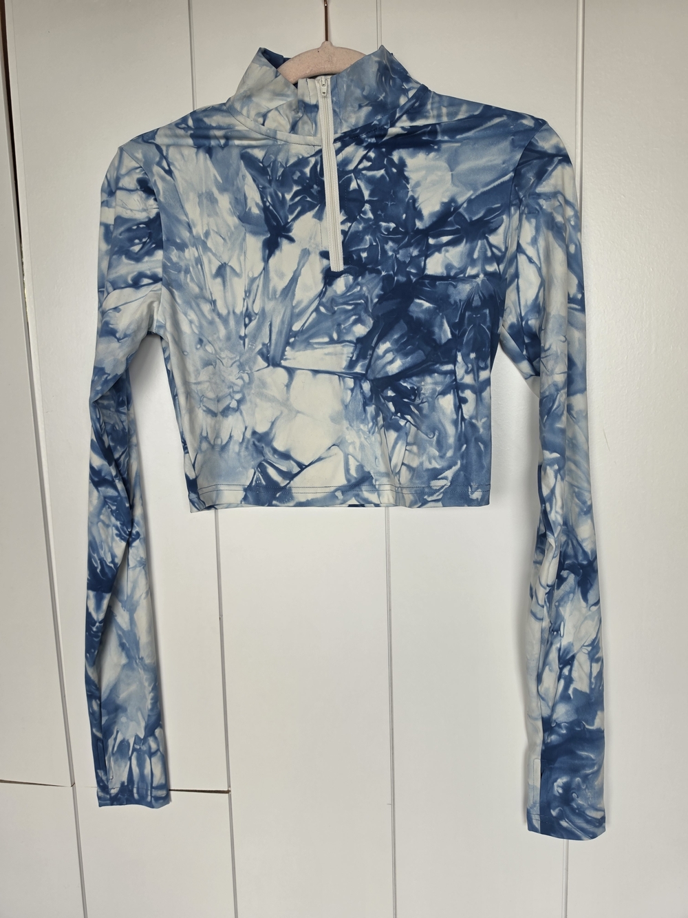 Tie-Dye Quarter-Zip Cropped Long Sleeve Top — Blue - Picture 6 of 8